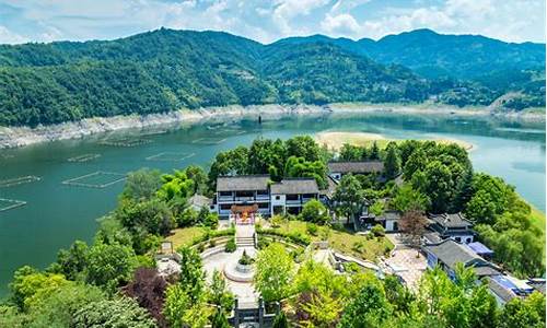 安康旅游攻略一日游路线_安康旅游攻略必去景点