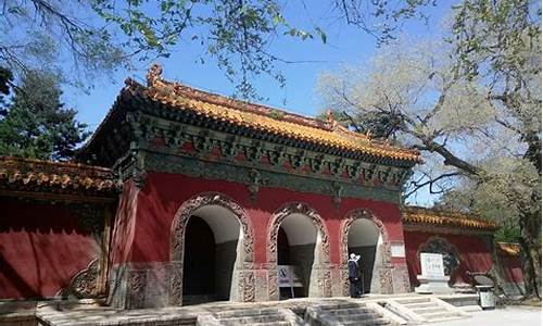 东陵公园报恩寺是在东陵公园内吗?,东陵公园报恩寺